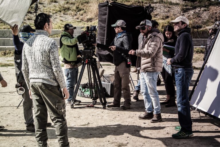 Pseudo / Roberto Dorado