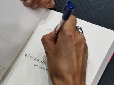 Firma libro El color de las ovejas negras